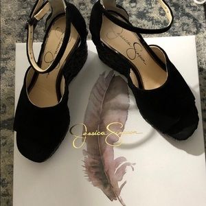 Jessica Simpson Wedges